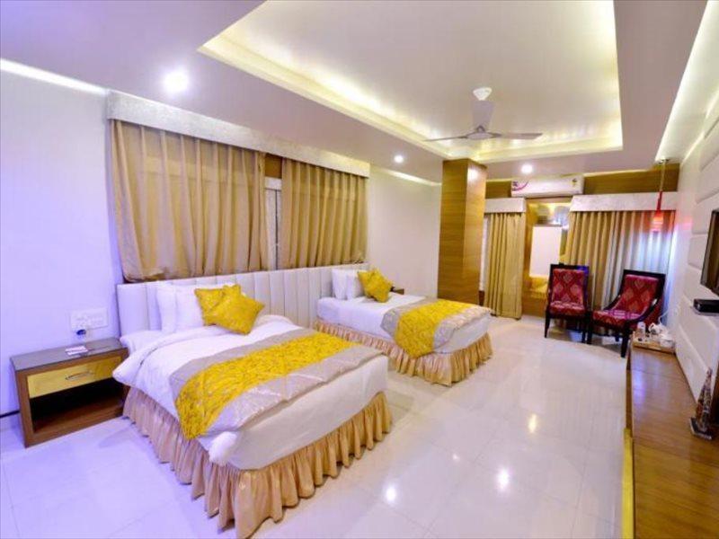 Hotel Mk Vivanta Gwalior Extérieur photo