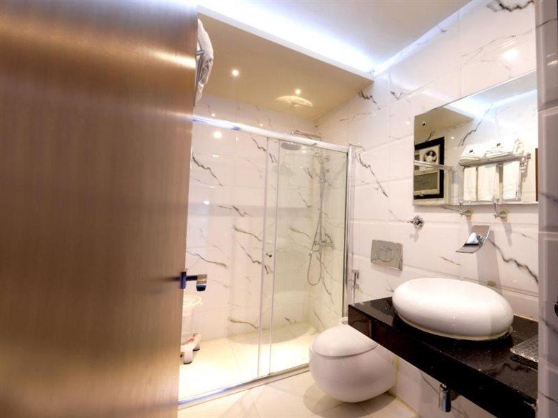 Hotel Mk Vivanta Gwalior Extérieur photo